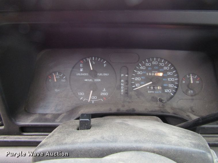 image for item DG6605 1996 Dodge Ram 1500 pickup truck