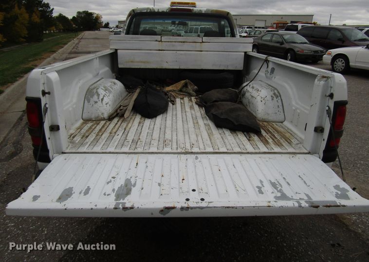 image for item DG6605 1996 Dodge Ram 1500 pickup truck