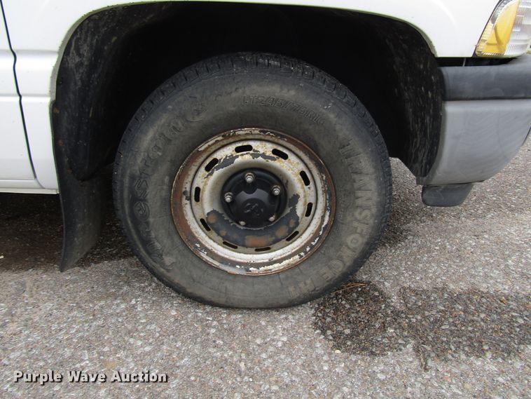 image for item DG6605 1996 Dodge Ram 1500 pickup truck