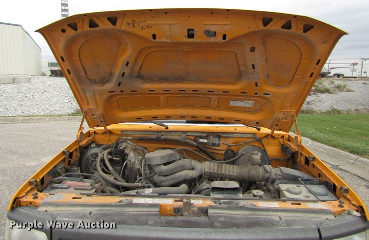 image for item DG6606 1995 Ford F150 pickup truck