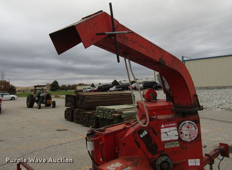 image for item DG6607 Eager Beaver wood chipper