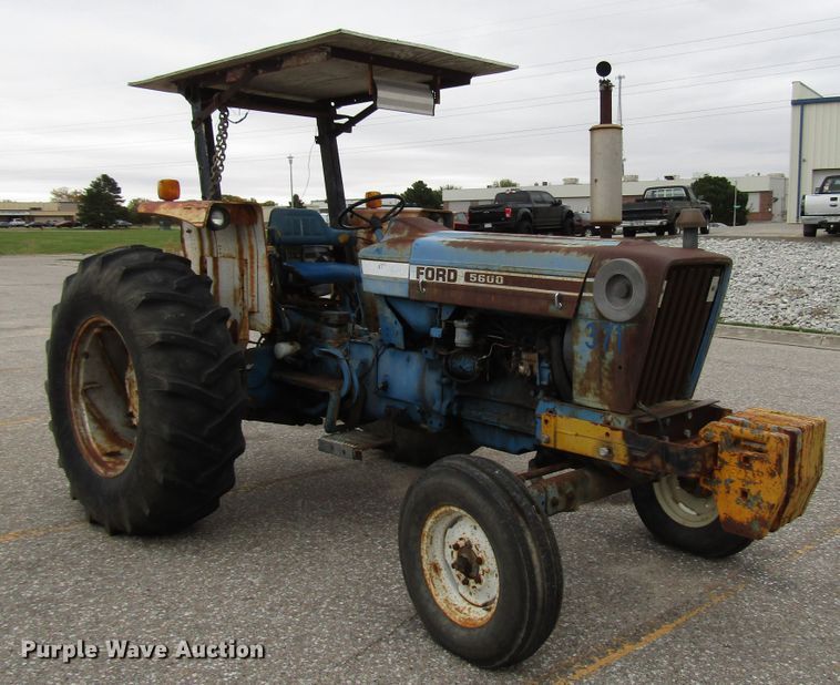 image for item DG6608 Ford 5600 tractor