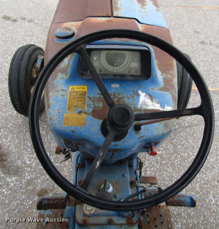 image for item DG6608 Ford 5600 tractor