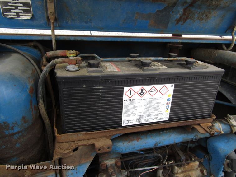 image for item DG6608 Ford 5600 tractor