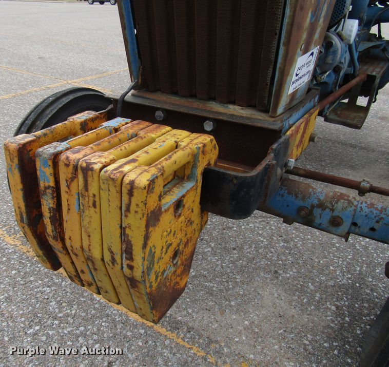 image for item DG6608 Ford 5600 tractor