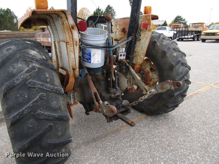 image for item DG6608 Ford 5600 tractor