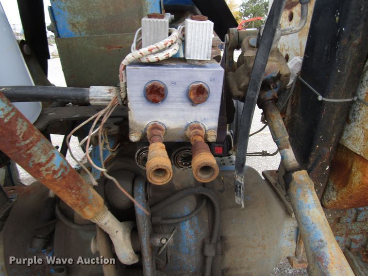 image for item DG6608 Ford 5600 tractor