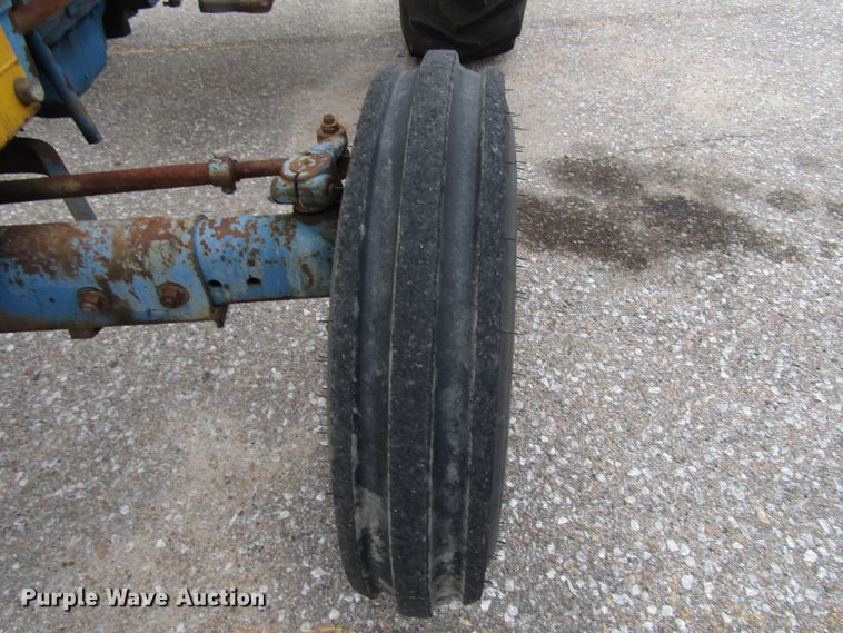 image for item DG6608 Ford 5600 tractor