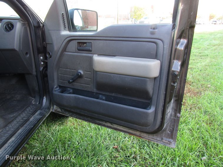 image for item DG6615 2009 Ford F150 SuperCab pickup truck