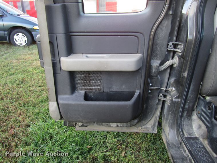 image for item DG6615 2009 Ford F150 SuperCab pickup truck