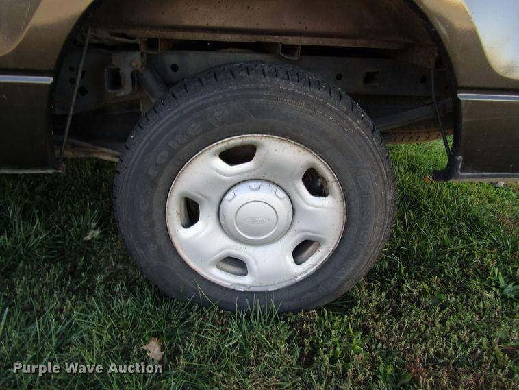 image for item DG6615 2009 Ford F150 SuperCab pickup truck