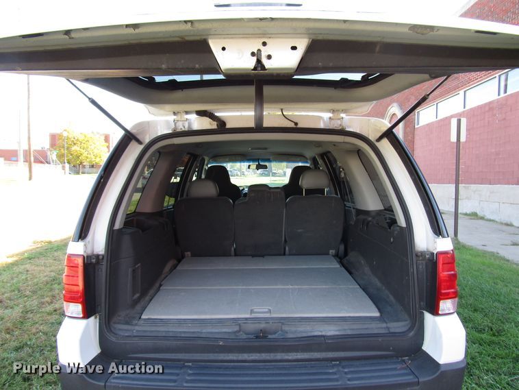 image for item DG6618 2005 Ford Expedition SUV