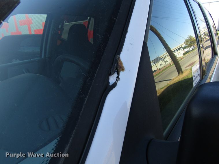 image for item DG6618 2005 Ford Expedition SUV