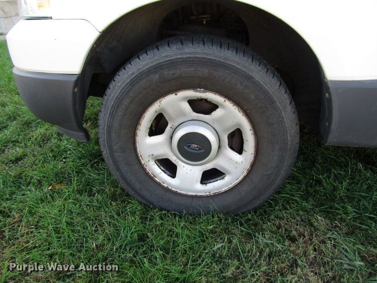 image for item DG6618 2005 Ford Expedition SUV