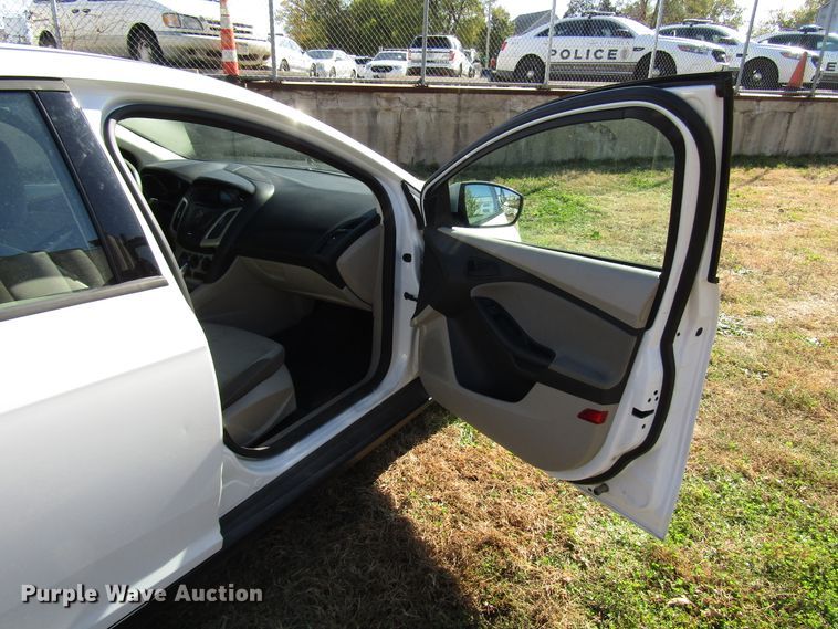 image for item DG6622 2012 Ford Focus