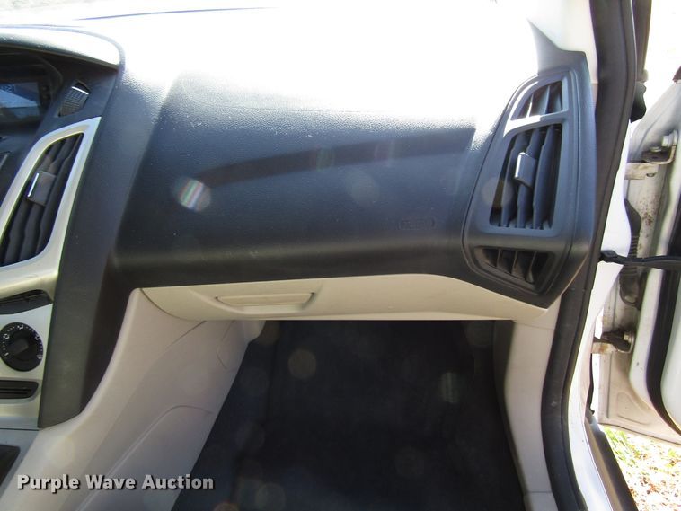 image for item DG6622 2012 Ford Focus