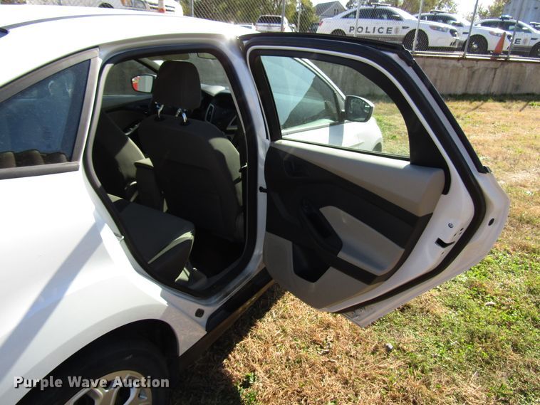 image for item DG6622 2012 Ford Focus