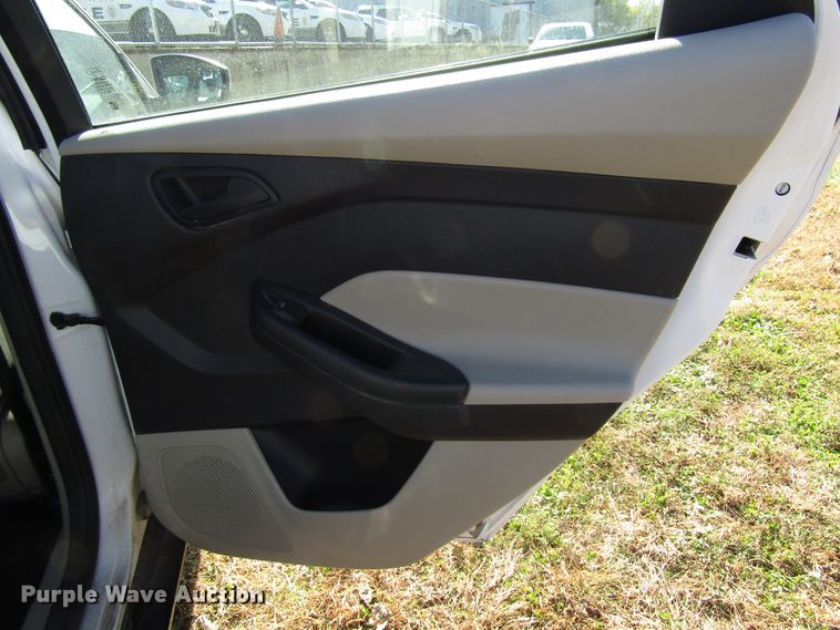 image for item DG6622 2012 Ford Focus