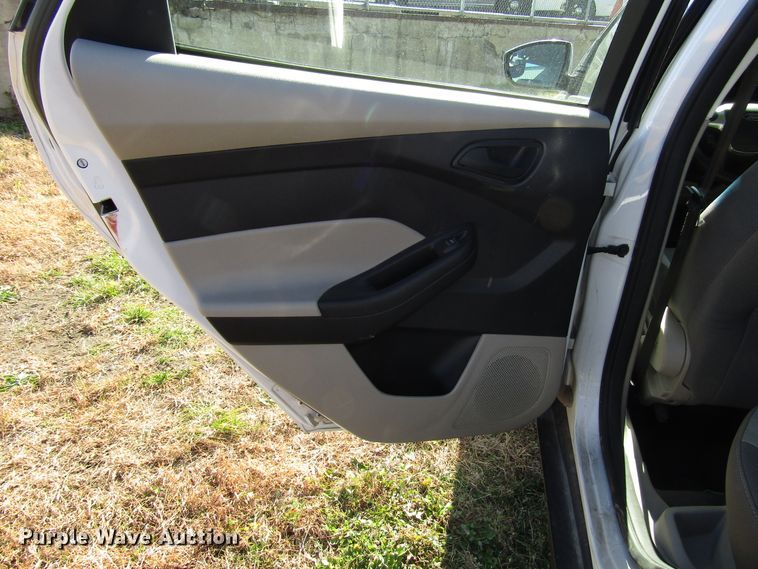 image for item DG6622 2012 Ford Focus