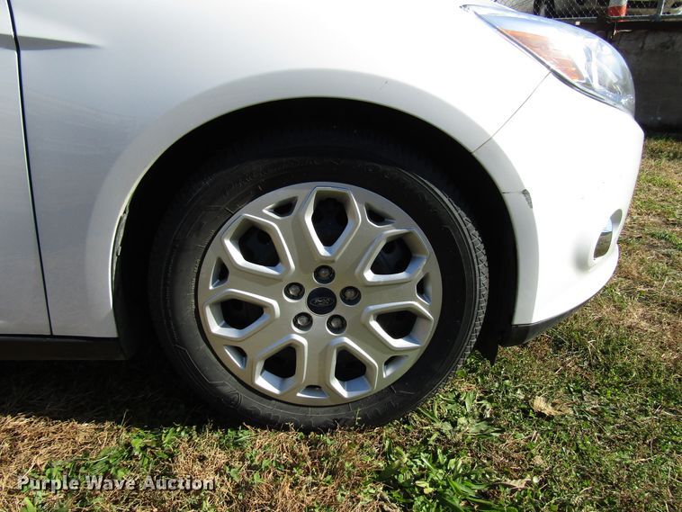 image for item DG6622 2012 Ford Focus