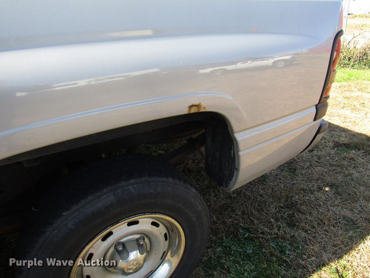 image for item DG6625 2001 Dodge Ram 1500 pickup truck