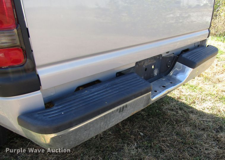 image for item DG6625 2001 Dodge Ram 1500 pickup truck