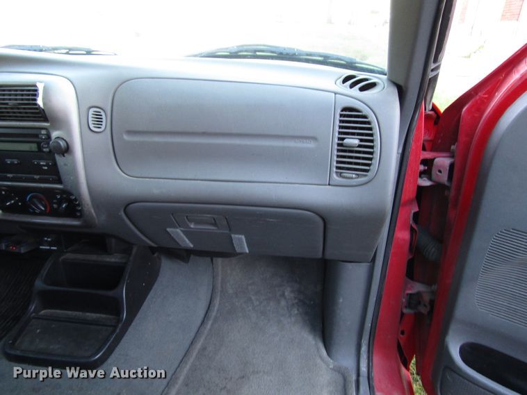 image for item DG6626 2004 Ford Ranger SuperCab pickup truck