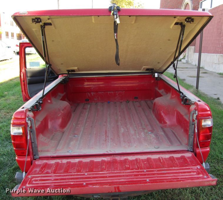 image for item DG6626 2004 Ford Ranger SuperCab pickup truck