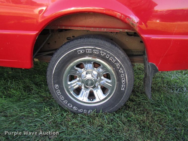 image for item DG6626 2004 Ford Ranger SuperCab pickup truck