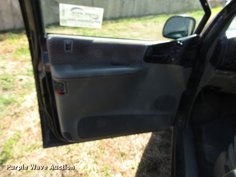image for item DG6628 2000 Dodge Grand Caravan van