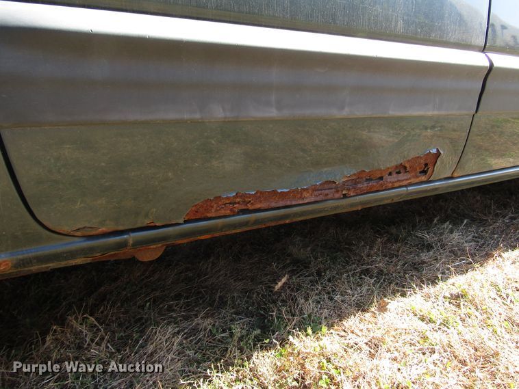 image for item DG6628 2000 Dodge Grand Caravan van