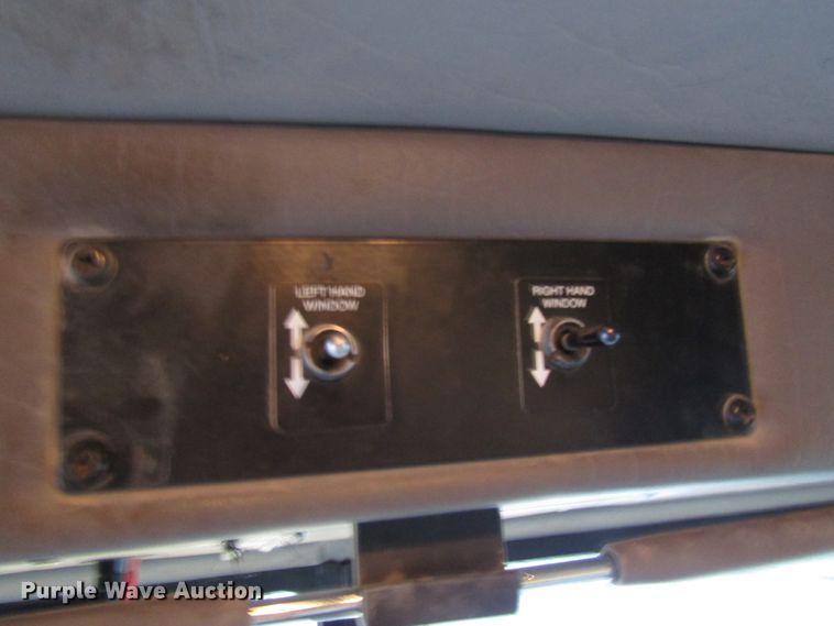 image for item DG6640 2009 Peterbilt 335 dump truck