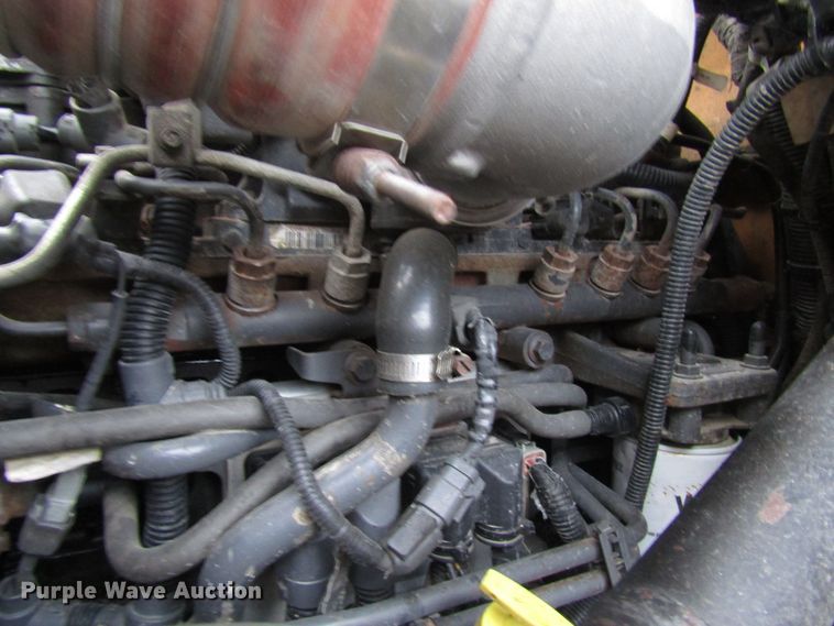 image for item DG6640 2009 Peterbilt 335 dump truck