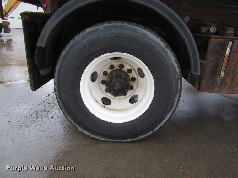 image for item DG6640 2009 Peterbilt 335 dump truck