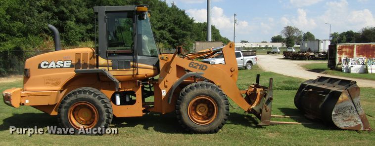 image for item DG8205 2002 Case 621D wheel loader