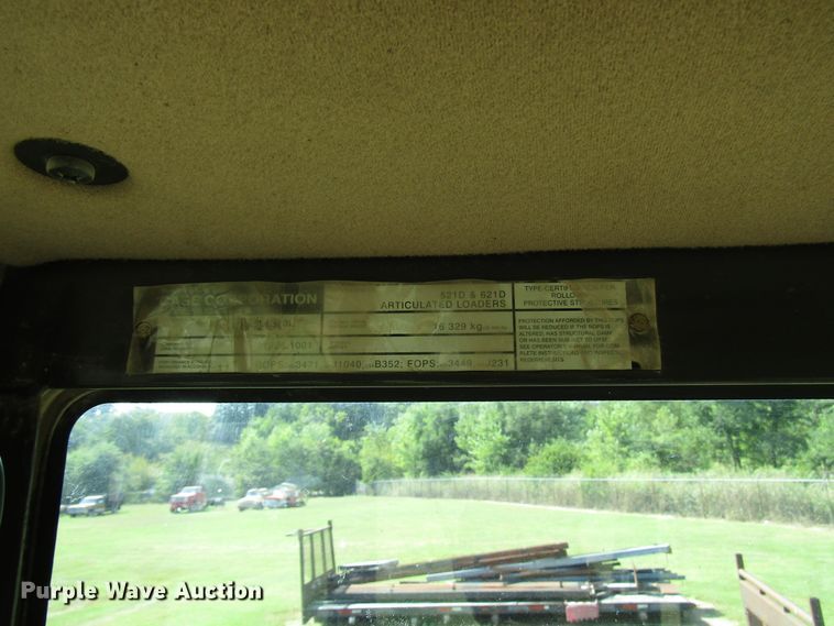 image for item DG8205 2002 Case 621D wheel loader