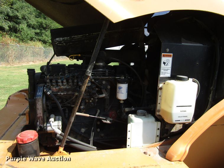 image for item DG8205 2002 Case 621D wheel loader