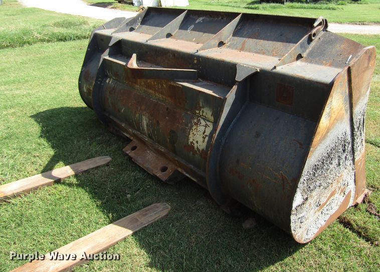 image for item DG8205 2002 Case 621D wheel loader