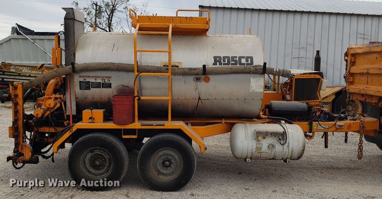 image for item DG8753 Rosco RMT oil distributor trailer