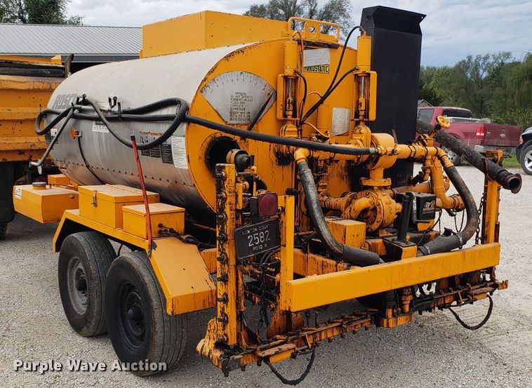 image for item DG8753 Rosco RMT oil distributor trailer