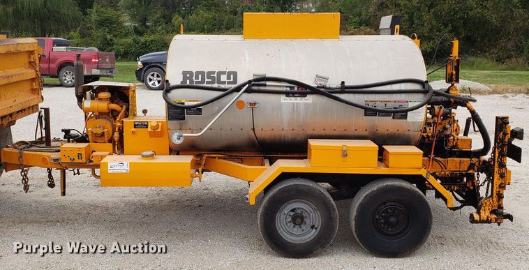 image for item DG8753 Rosco RMT oil distributor trailer