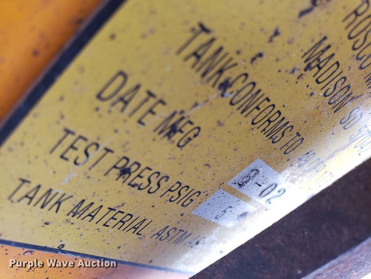 image for item DG8753 Rosco RMT oil distributor trailer