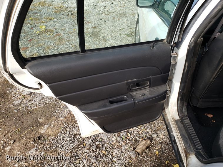 image for item DG8822 2008 Ford Crown Victoria Police Interceptor