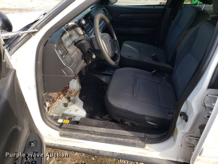 image for item DG8822 2008 Ford Crown Victoria Police Interceptor