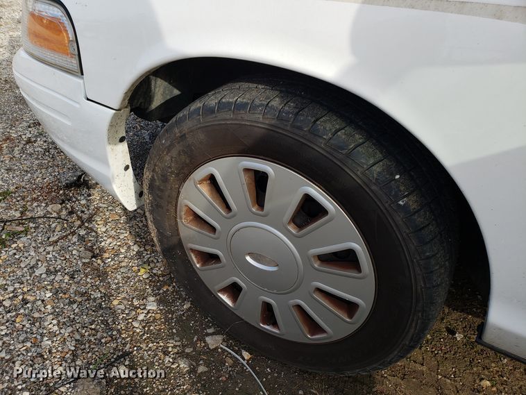 image for item DG8822 2008 Ford Crown Victoria Police Interceptor