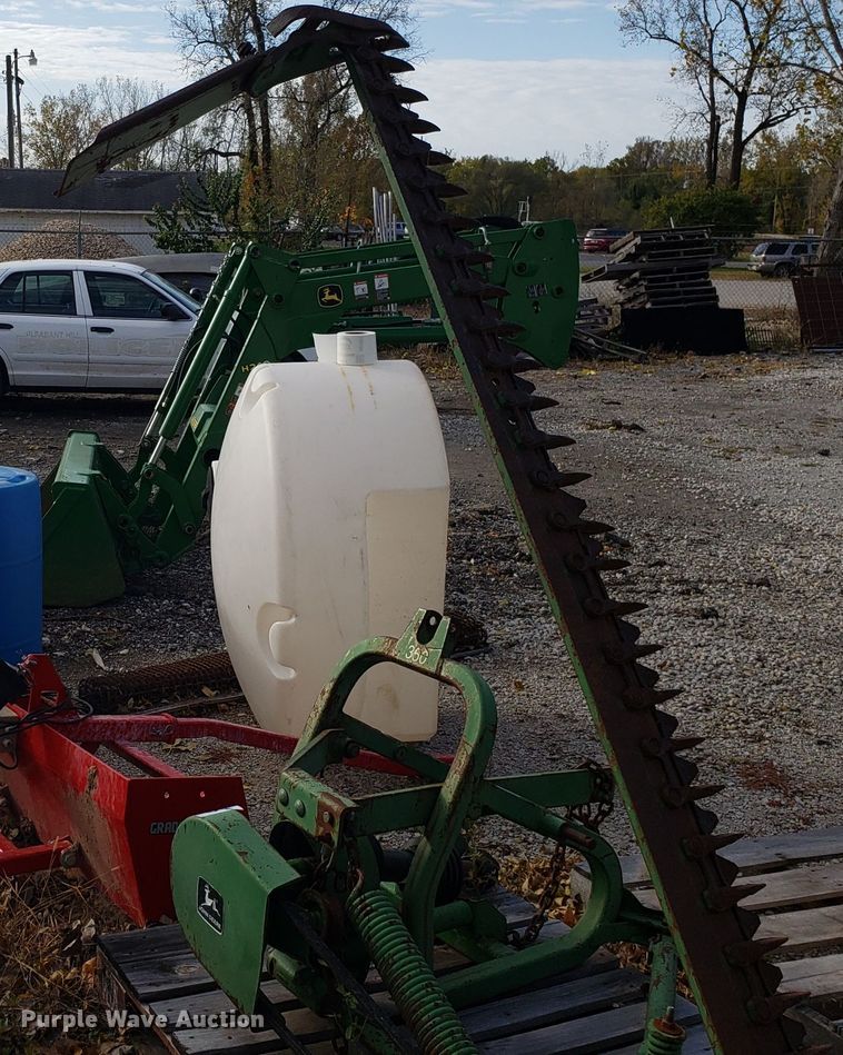 image for item DG8824 John Deere sickle mower