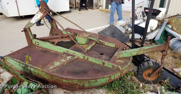 image for item DG8825 John Deere rotary mower