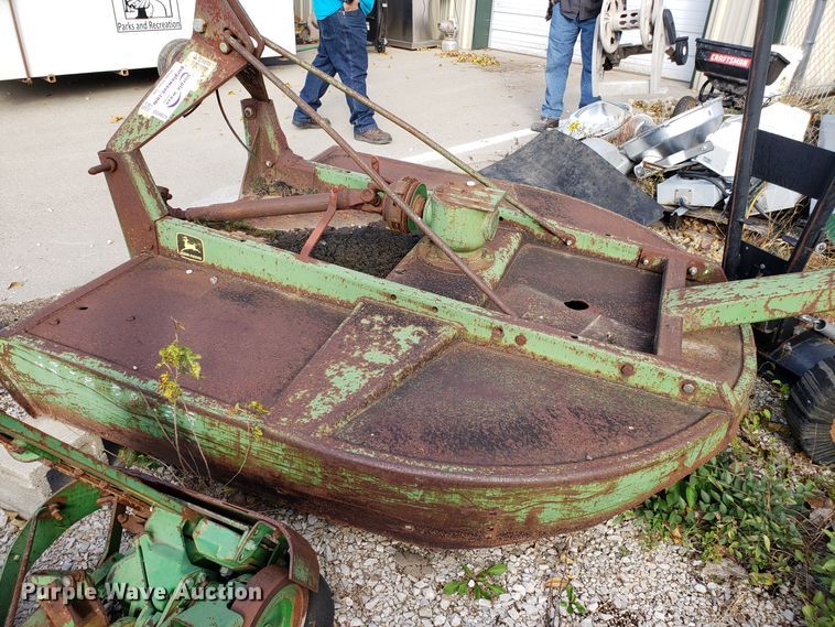 image for item DG8825 John Deere rotary mower