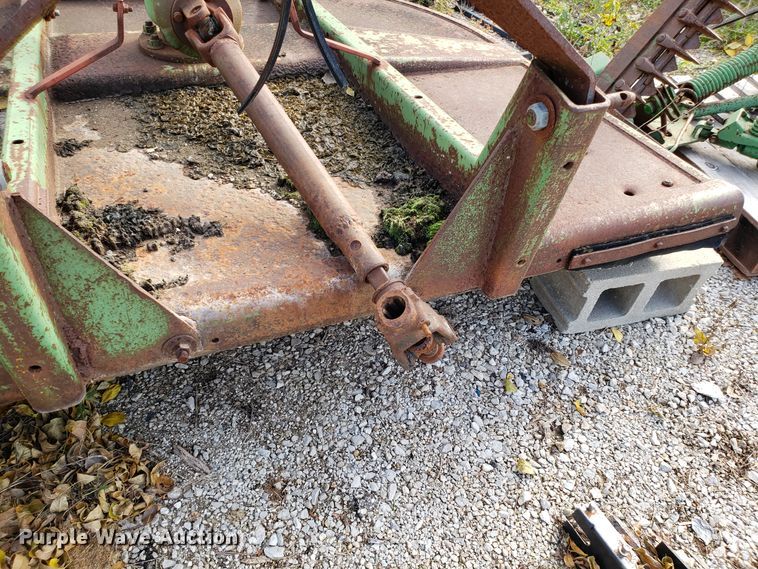 image for item DG8825 John Deere rotary mower