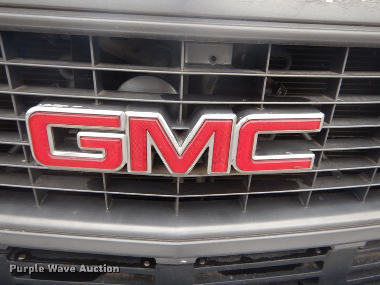 image for item DH2206 1999 GMC Sierra 3500HD bucket truck